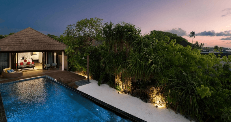Kanifushi Beach Villa with Pool