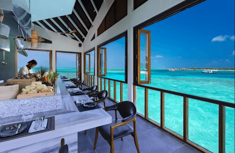 THE PIER SIX – Specialty seafood over-water fine dining